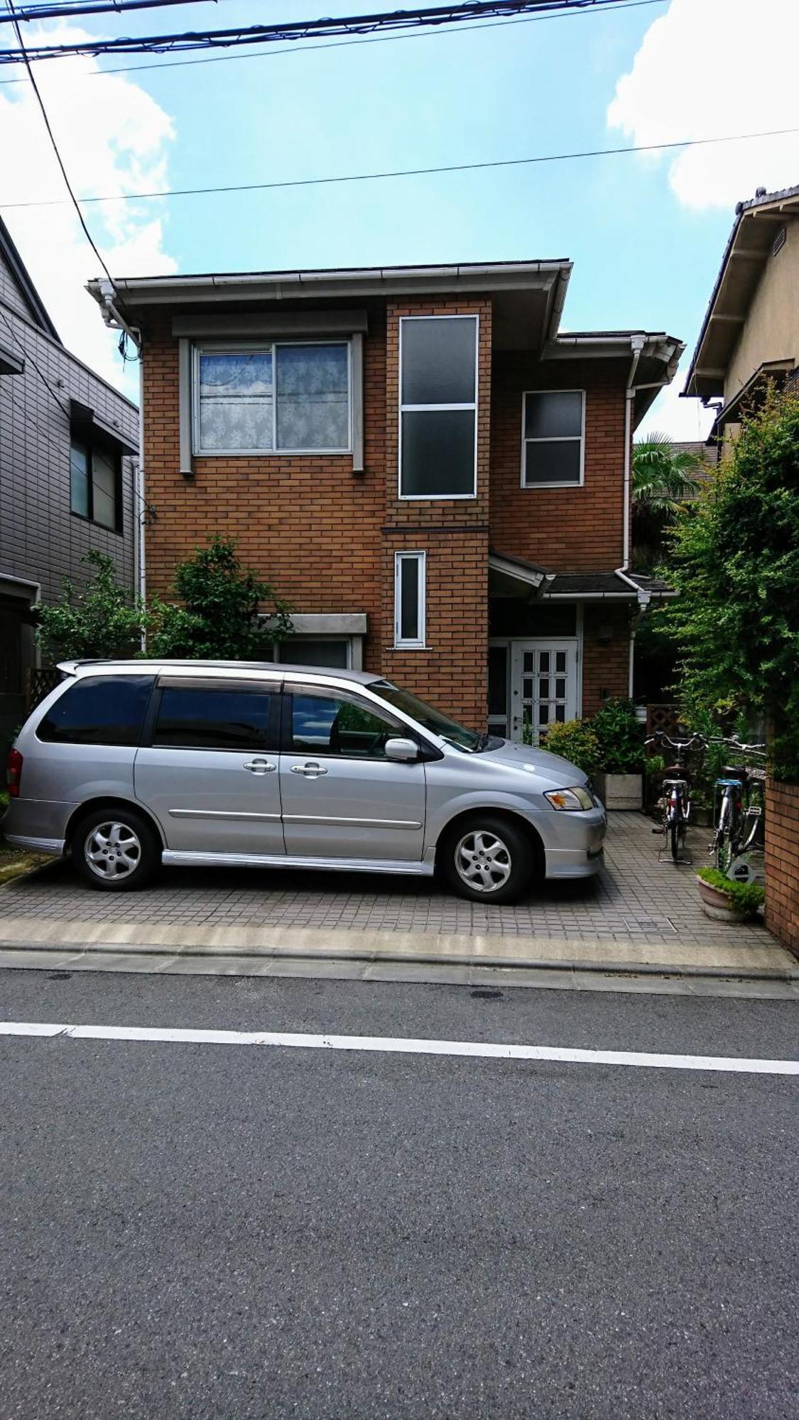Intimo Amigo Wisma tamu Tokyo